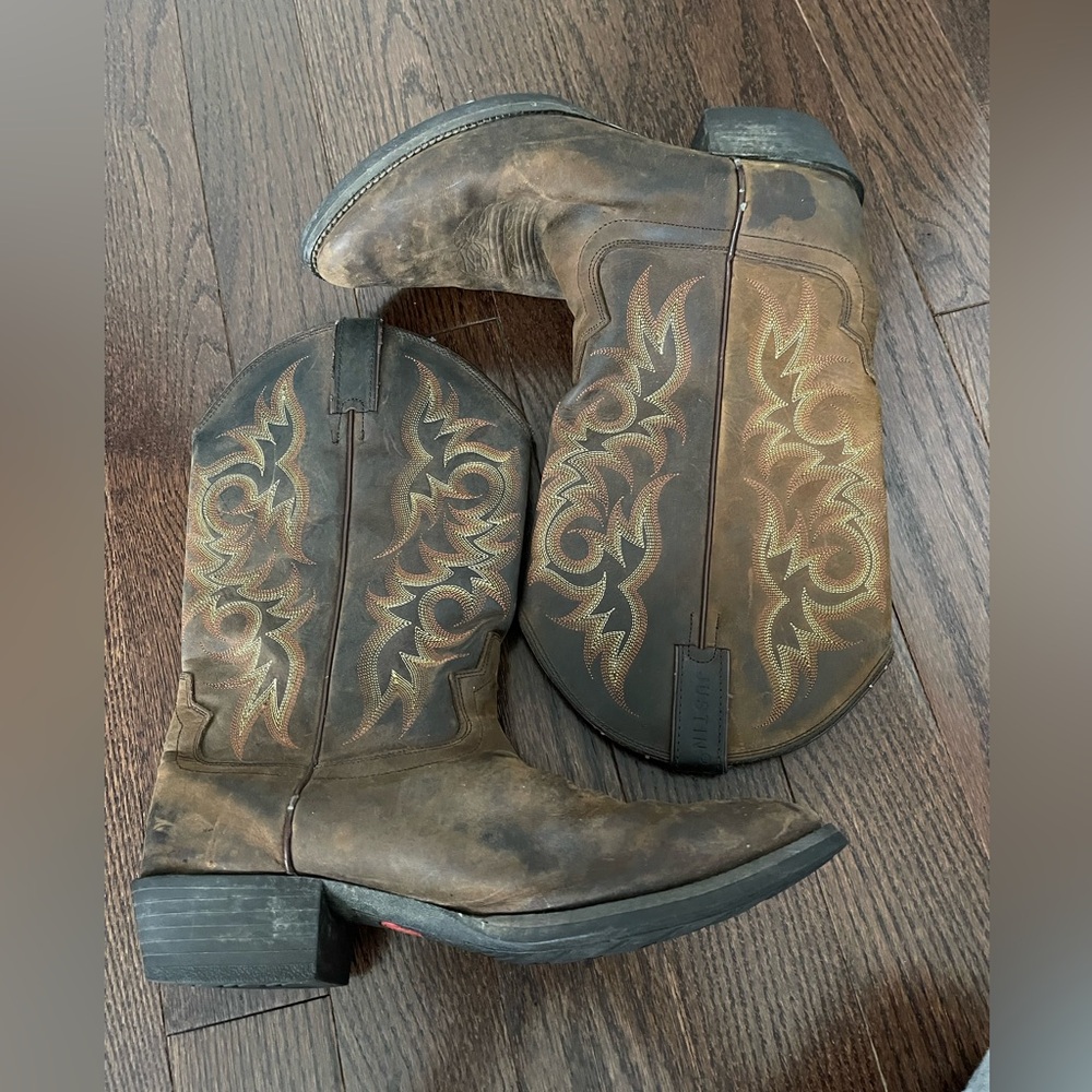 Justin Stampede Pull On Western Boot  Point  Toe Brown Leather  Men Size 10.5 D